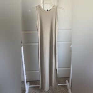 Universal Thread Cream Sleeveless Maxi Dress